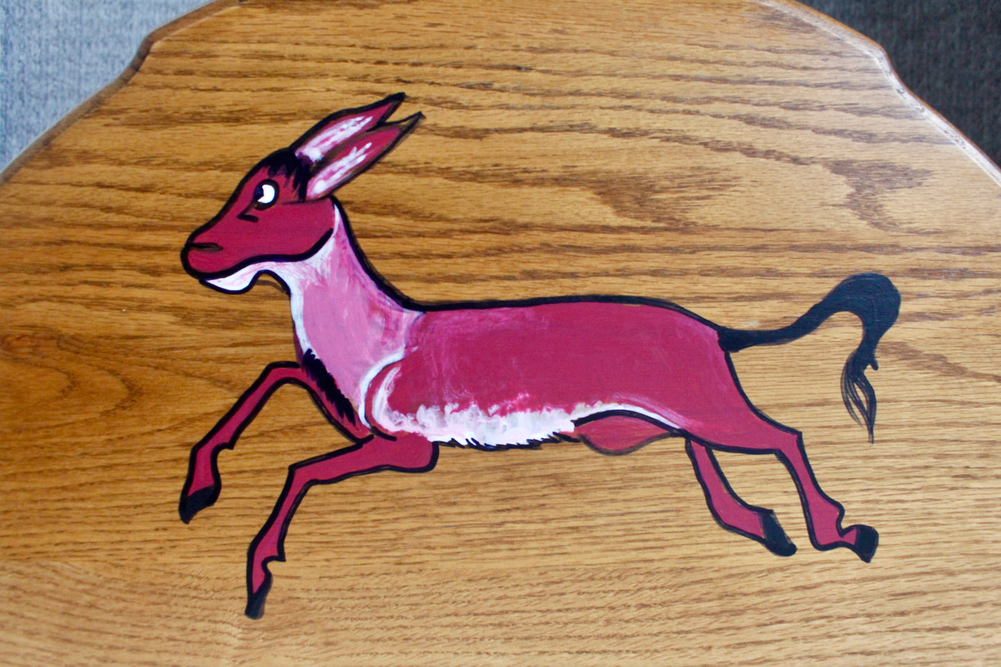 Red Himar Table